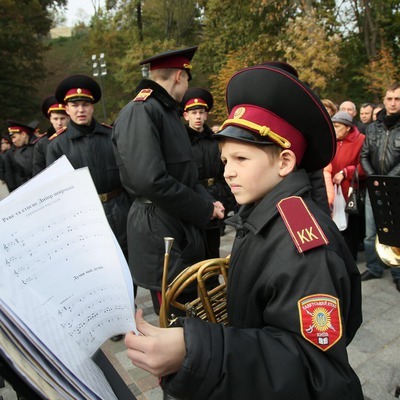 Наймолодших вітали старші курсанти