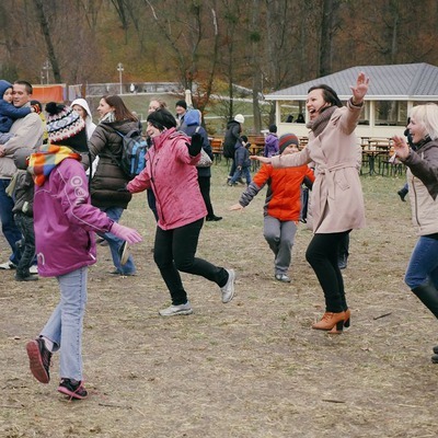 ... і запальні танці
