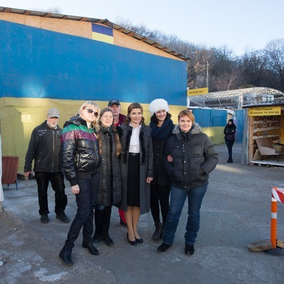 Волонтери на Фролівській допомагають переселенцям уже більше півтора року