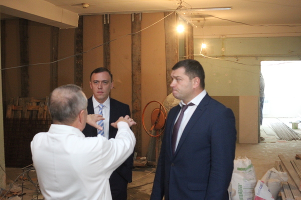 Поворозник контролює процес ремонту