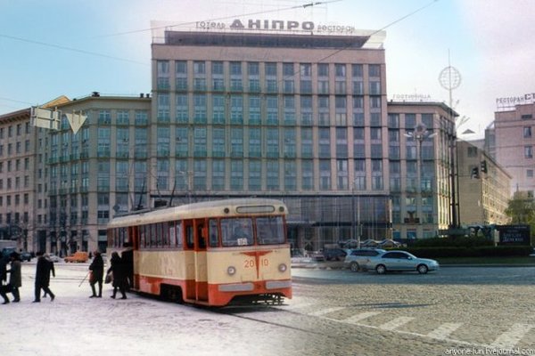 Площа Ленінського Комсомолу (нині Європейська площа)