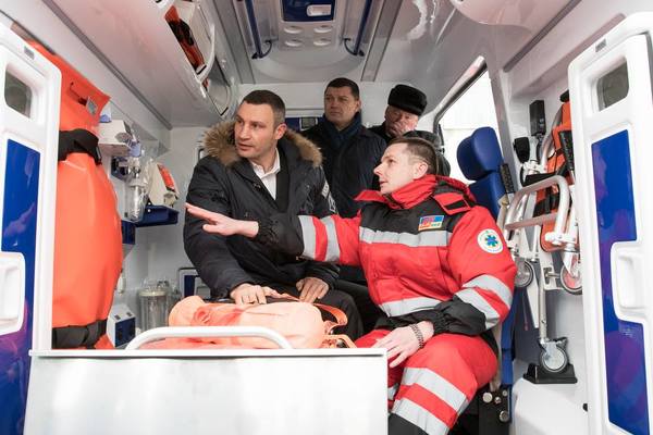 Автівки обладнані найсучаснішою медичною апаратурою