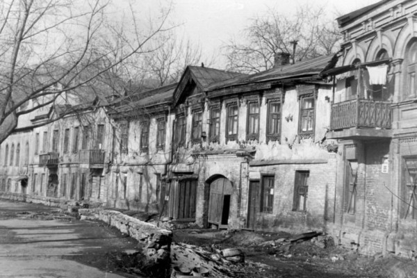 Оригінальна забудова вулиці Глибочинської (знесено в 70-х)