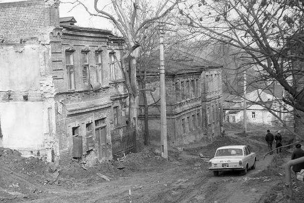 Вознесеньскій узвіз (повністю знищений наприкінці 80-х)