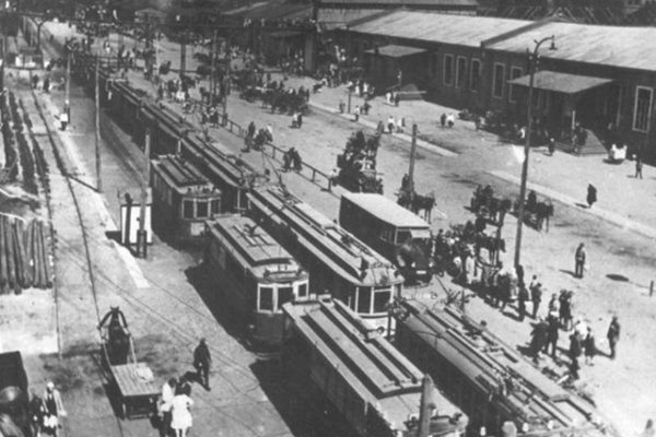 Вокзальна площа. 1920-й рік.