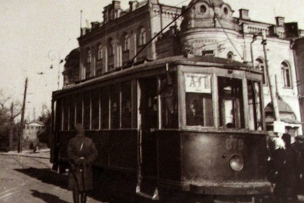 Трамвай на Європейській площі. 1920-ті роки.