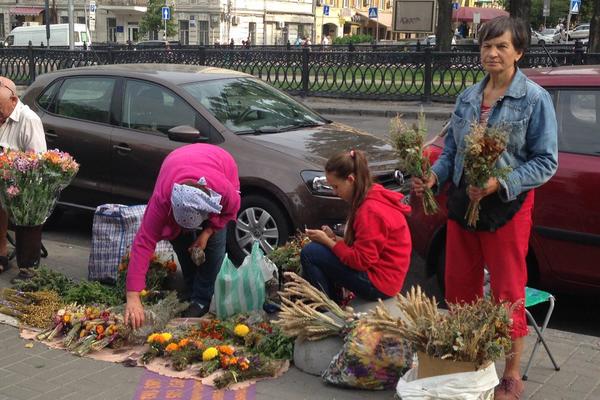 Найдешевші букетики по 10 гривень