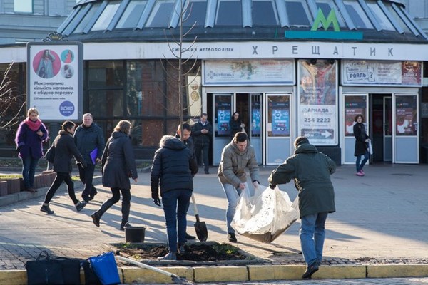 Толока в обідню перерву