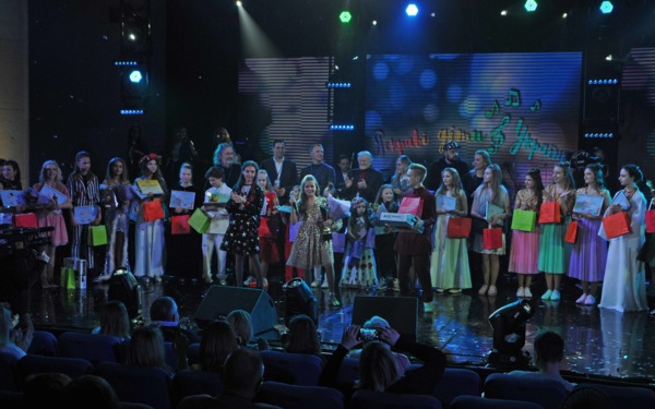 Співочі діти України