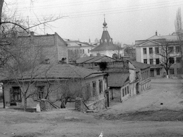 Боричів тік та Покровська вулиці