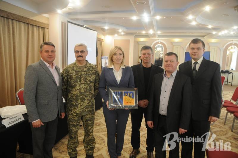 Україна – НАТО