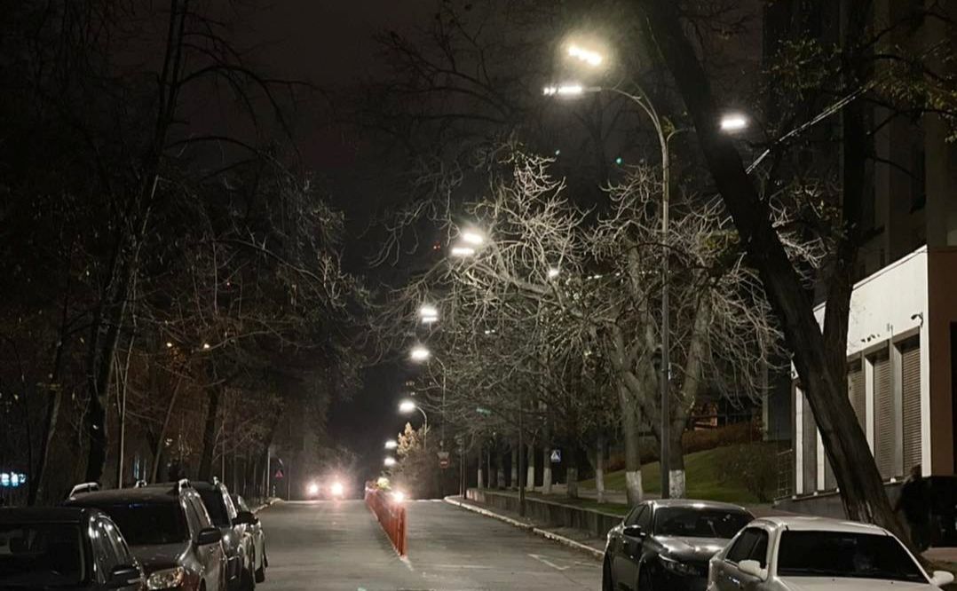Вулиця Предславинська. Фото Київміськсвітла