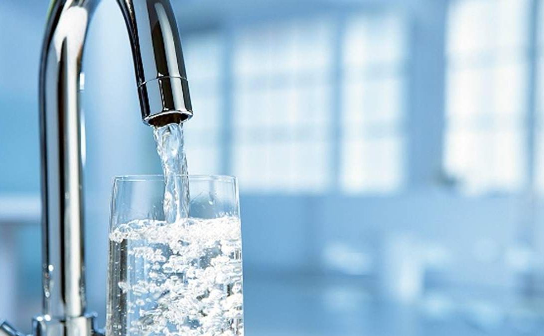 Кілька столичних вулиць залишились без води. Фото: з відкритих джерел