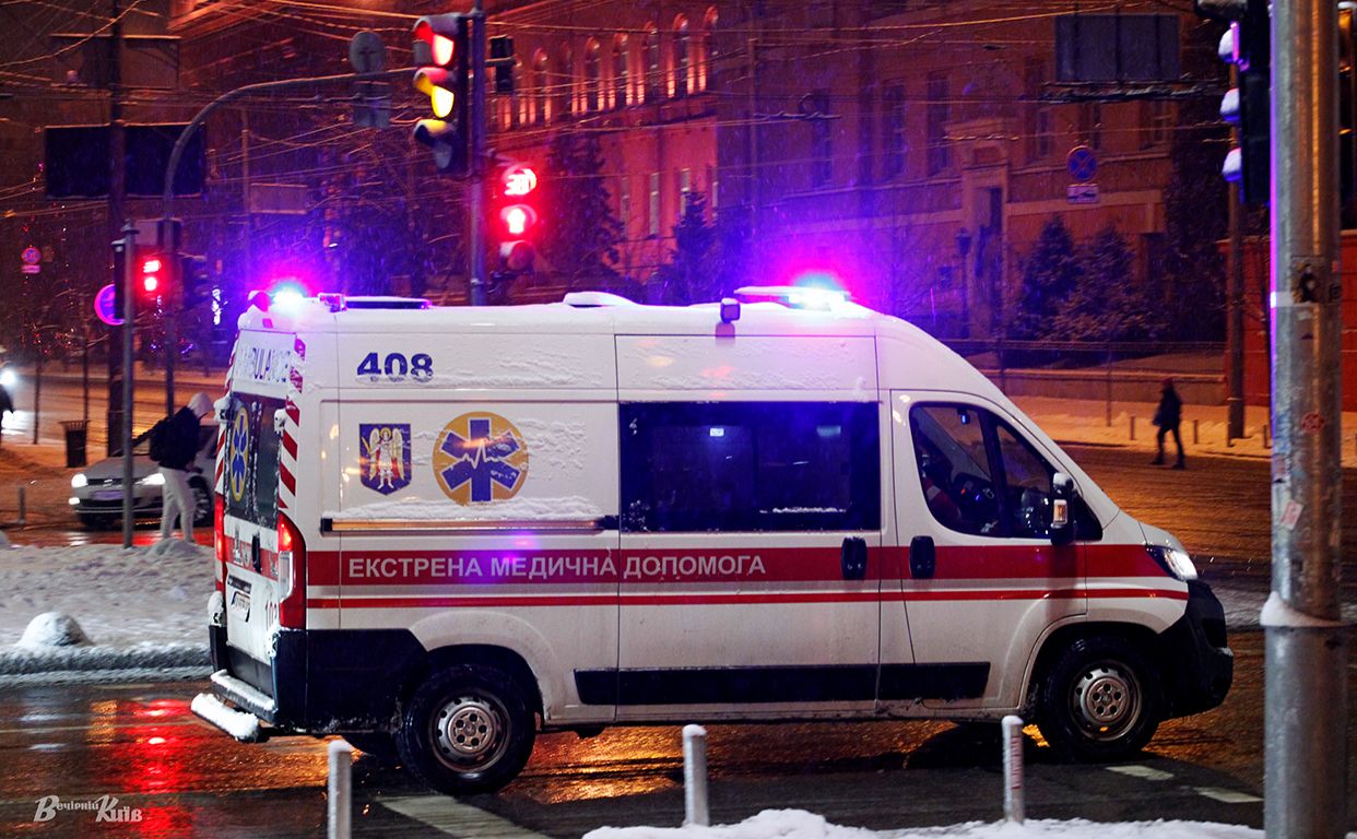 У лікарні із діагнозом коронавірус потрапляють дорослі та діти. Фото: Борис Корпусенко