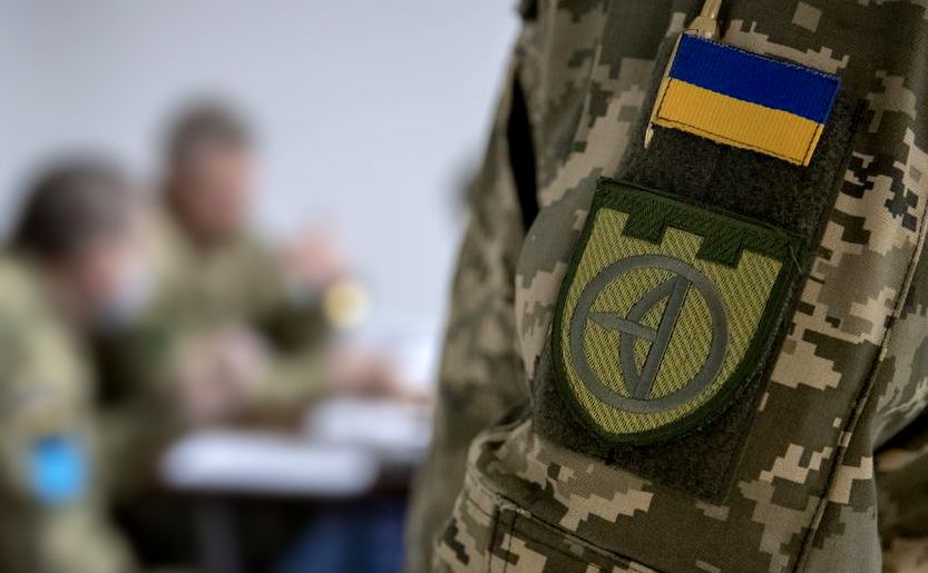 Ті, хто висловить бажання підписати контракт, матимуть можливість пройти двотижневий курс військової підготовки. Фото: КМДА