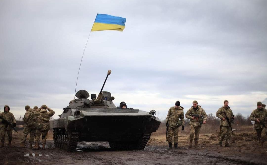 Українські військові отримуватимуть 100 000 грн щомісяця