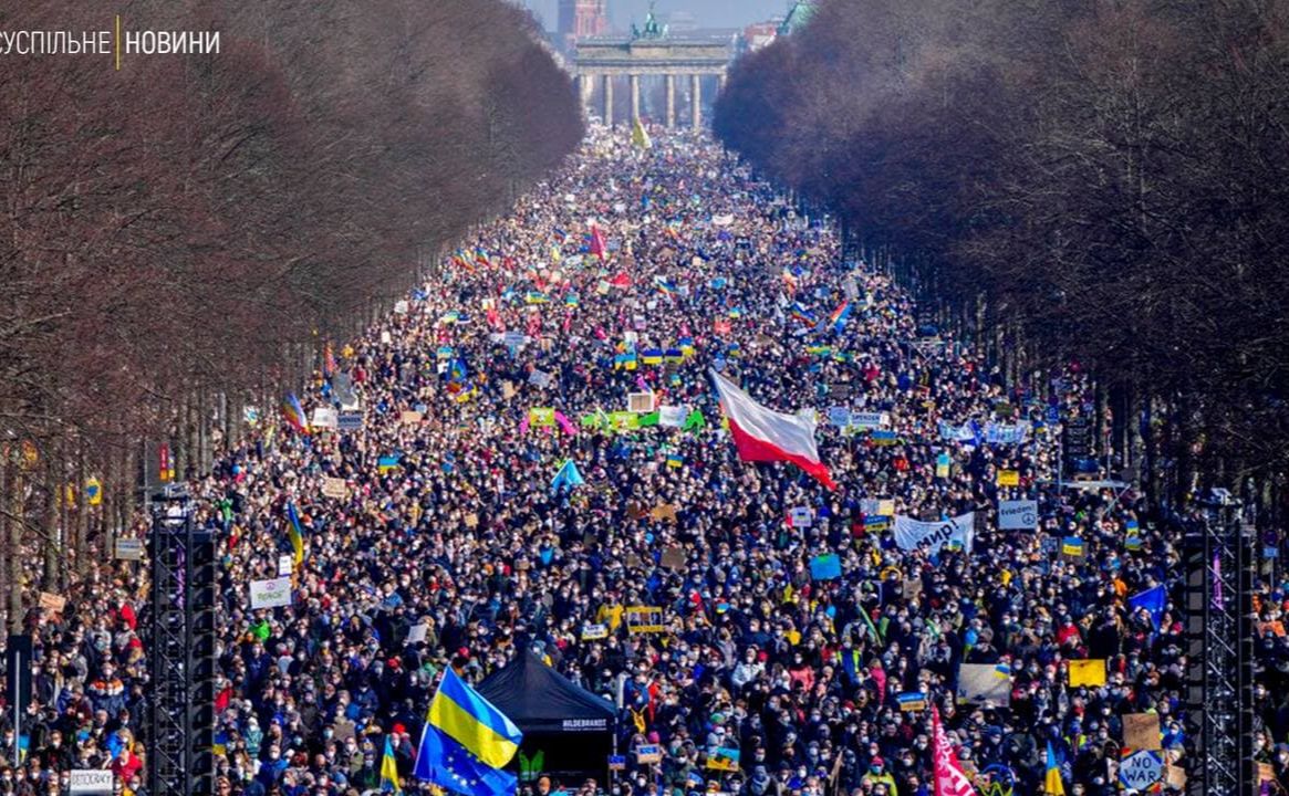 Мітинг підтримки у Берліні. Фото з відкритих джерел