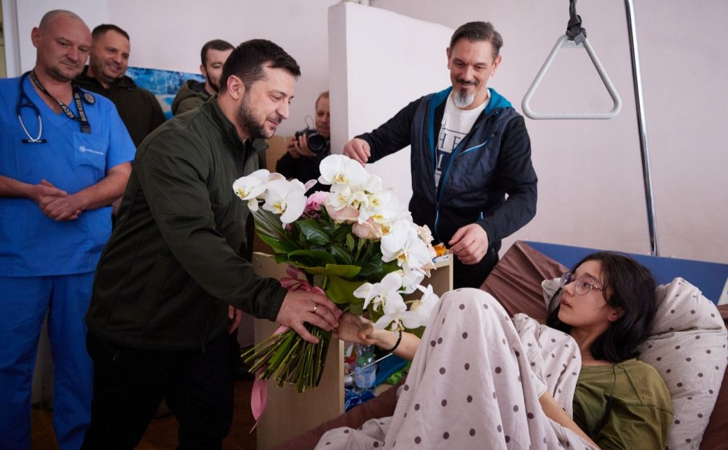 Володимир Зеленський відвідав пацієнтів шпиталю Фото:
