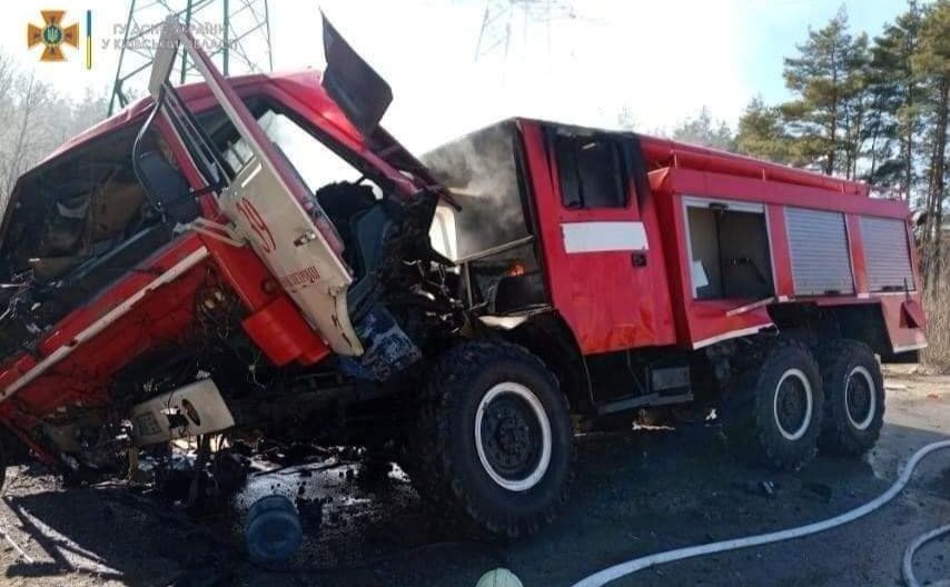 На щастя, ніхто з рятувальників не загинув. Фото: ДСНС