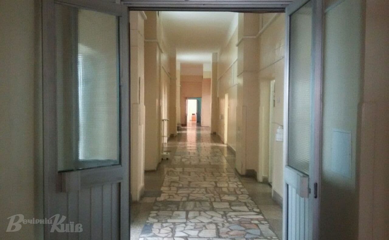 З початку воєнного стану планові госпіталізації були тимчасово припинені. Фото з архіву «Вечірнього Києва»