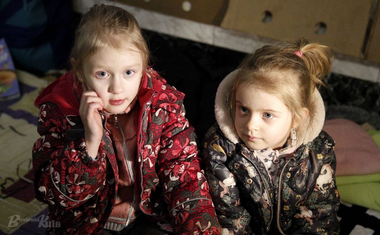 Дітей відволікатимуть від страшної буденності. Фото: Борис Корпусенко