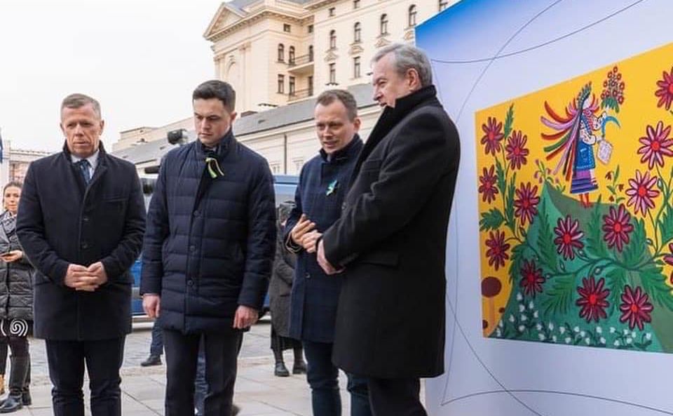 На виставці представлені 20 постерів. Фото: Департамент культури
