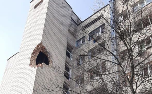 Російські окупанти обстріляли багатоповерхівку в Боярці. Фото: Київська обласна прокуратура