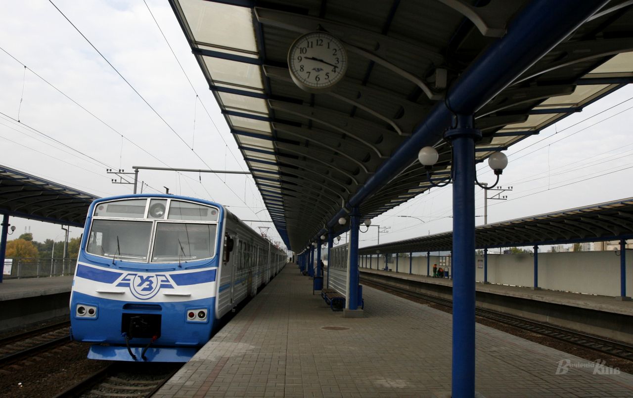 Швидкість руху поїздів є обмеженою з міркувань безпеки. Фото: Вечірній Київ