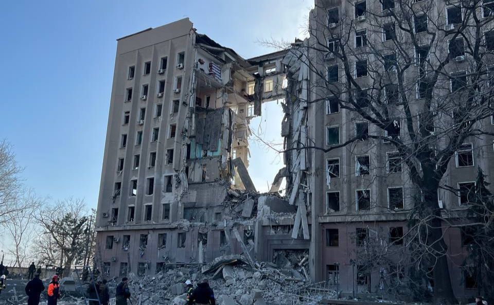 Більшість людей врятувалися лише дивом. Фото: Telegram/Віталій Кім