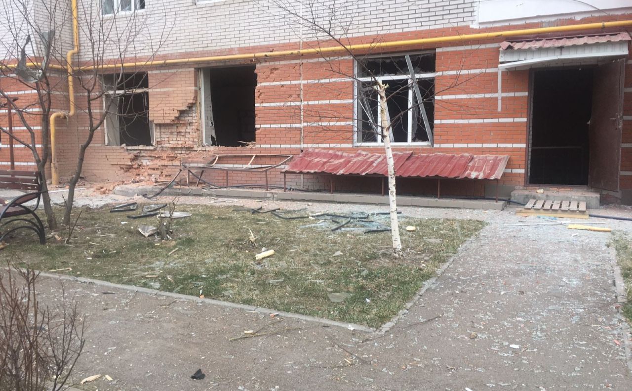 Наслідки російських обстрілів на Київщині. Фото: Київська обласна прокуратура