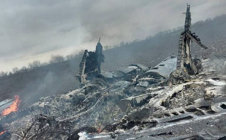 ЗСУ збили російьский Су-34 над Харківщиною. Фото: Телеграм канал «Правда Геращенко»