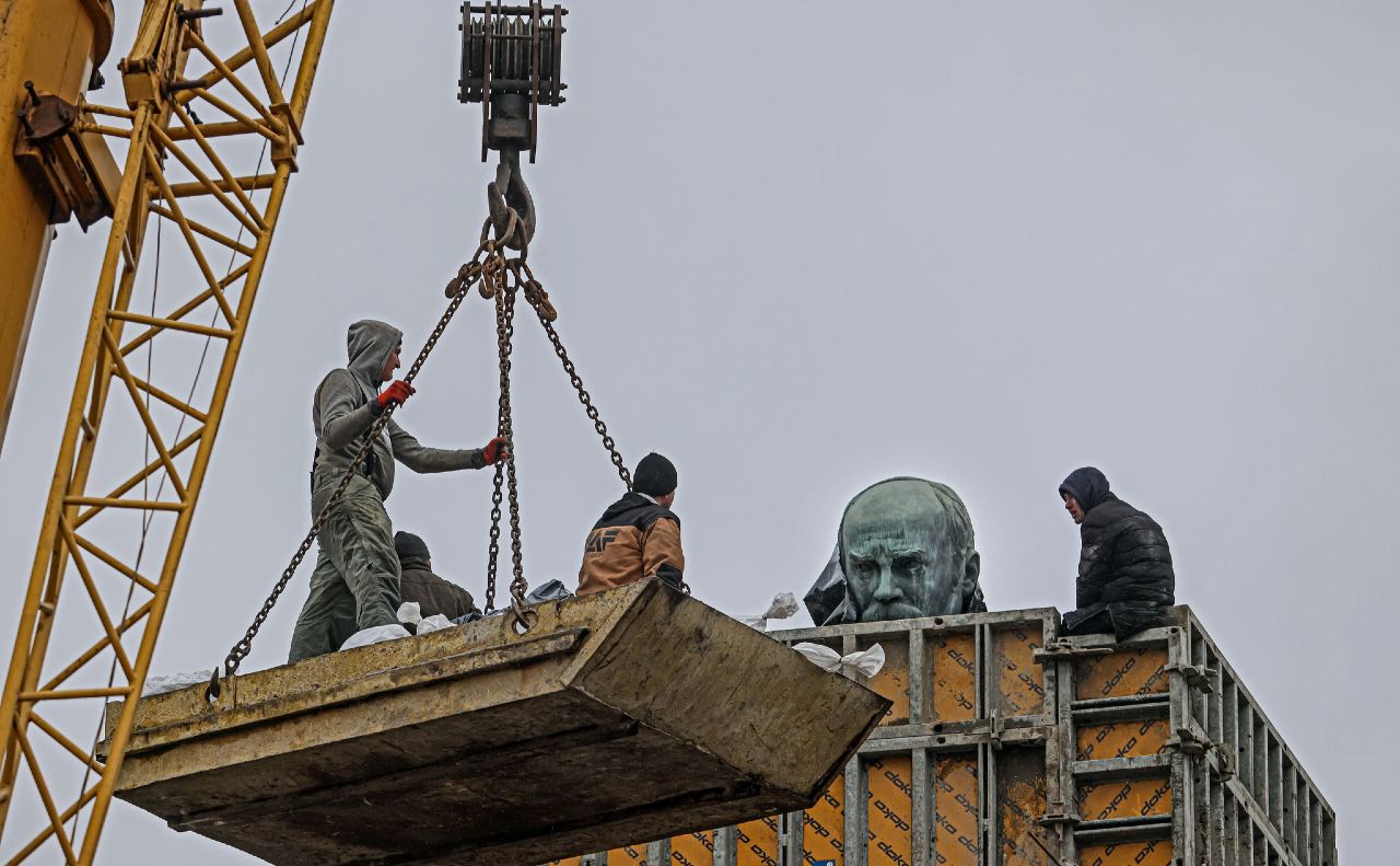Роботи з укріплення пам’ятника Кобзареві завершились. Фото: Борис Корпусенко