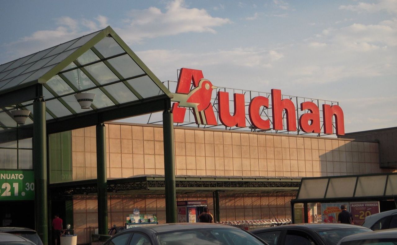 Французька компанія «Ашан» припиняє інвестиції та поставки в росію