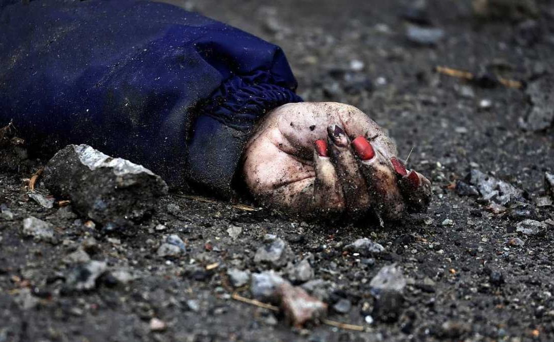Руки вбитої Ірини з Бучі. Фото: Reuters