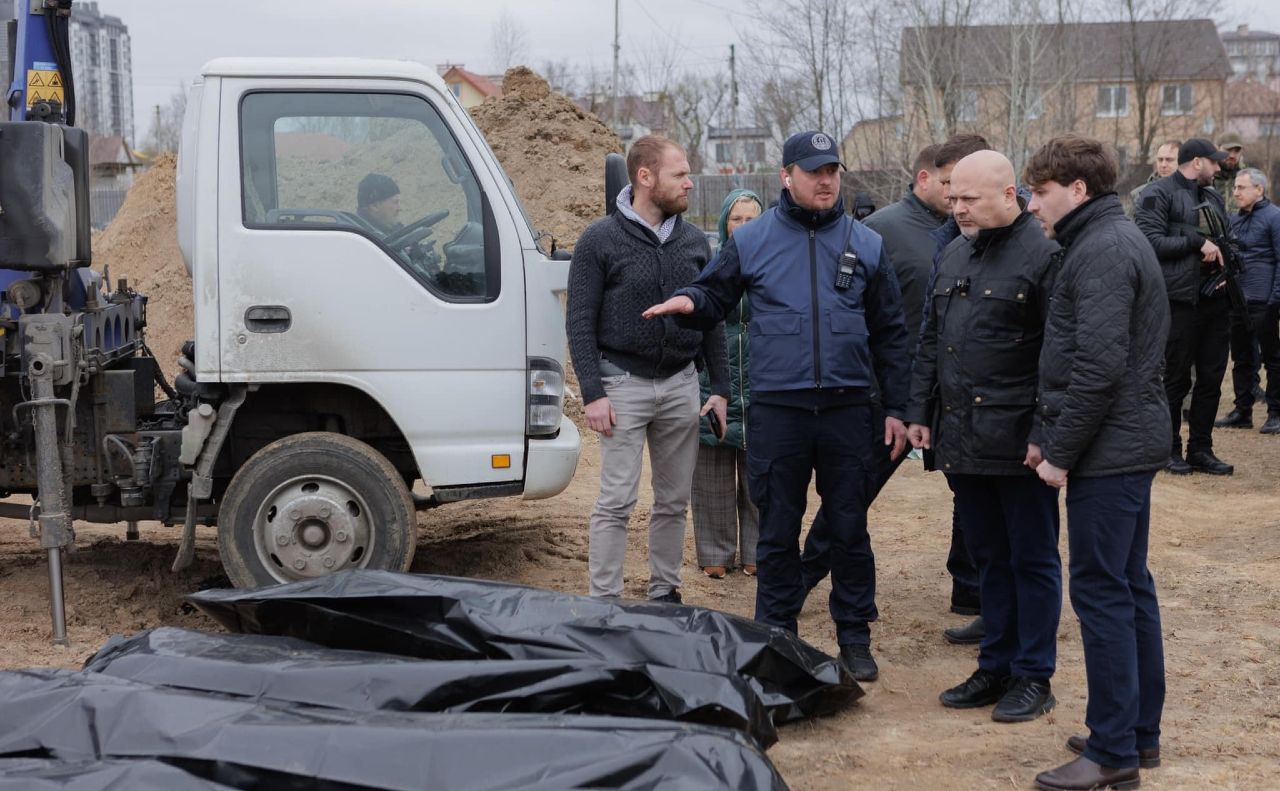 У Бучі у 85% загиблих померли від пострілів кулями. Фото: З відкритих джерел