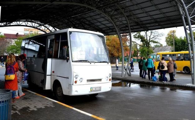 В залежності від кількості пасажирів ущільнювати графіки маршруток