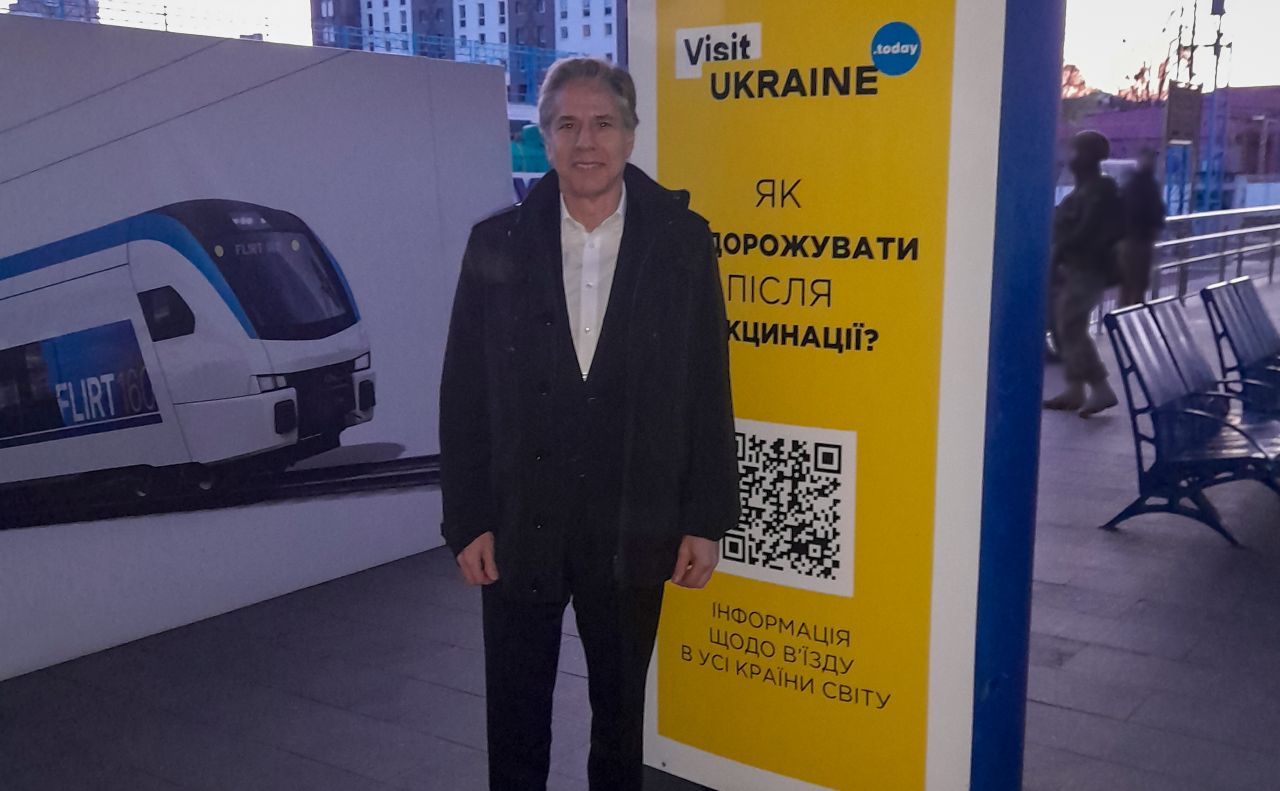 Ентоні Блінкен під час таємного візиту до Києва. Фото: Твіттер Е.Блінкена