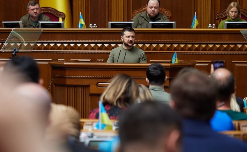 Закони мають бути вчасними, як ленд-ліз та влучними, як «Стугна». Фото: ОП