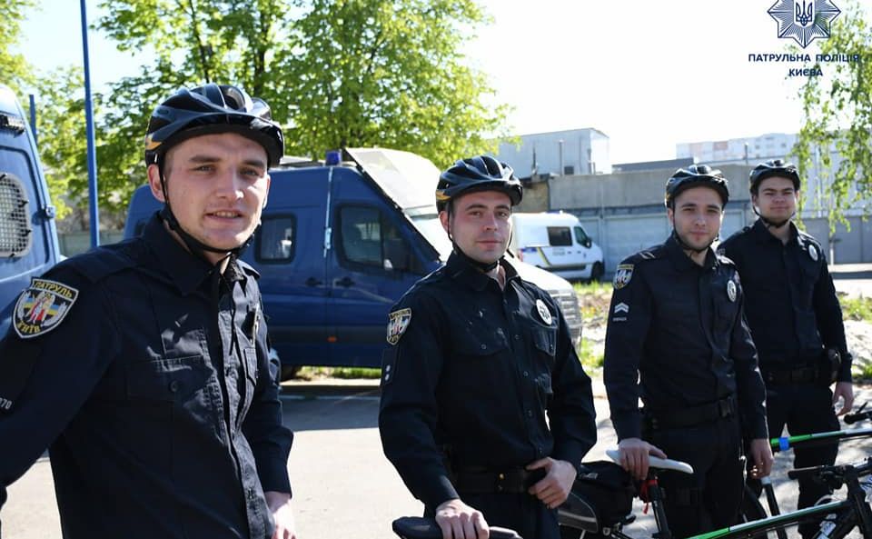 На вулиці Києва повернувся велопатруль. Фото: Патрульна поліція Києва