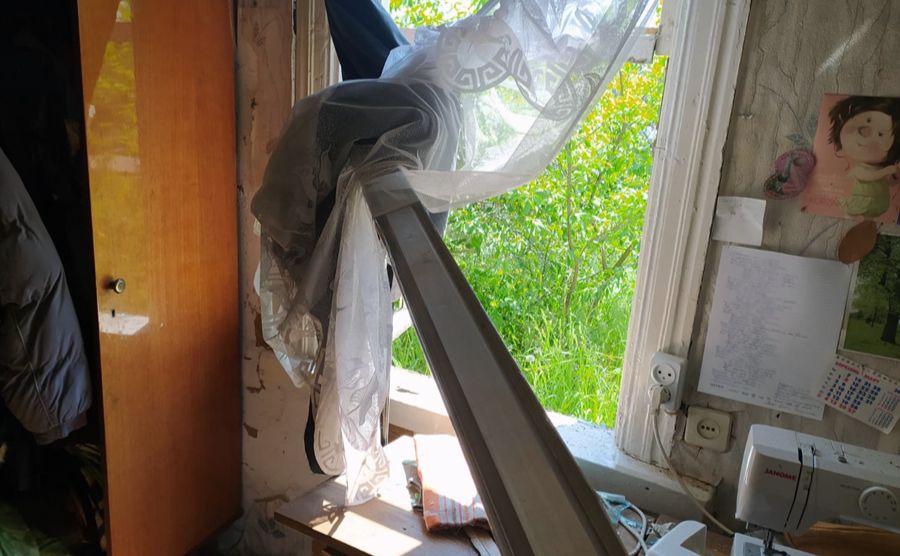 Постраждалі від обстрілів будинки. Фото: Нацполіція