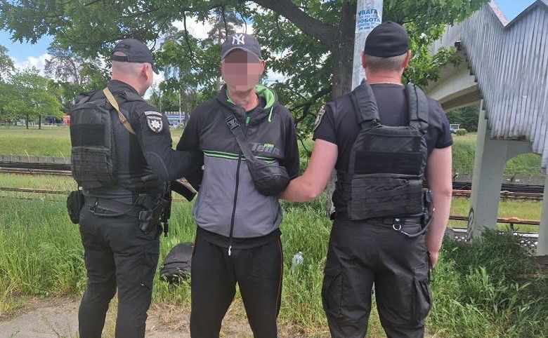 Грабіжником виявився 47-річний уродженець Сумщини. Фото: поліція Києва