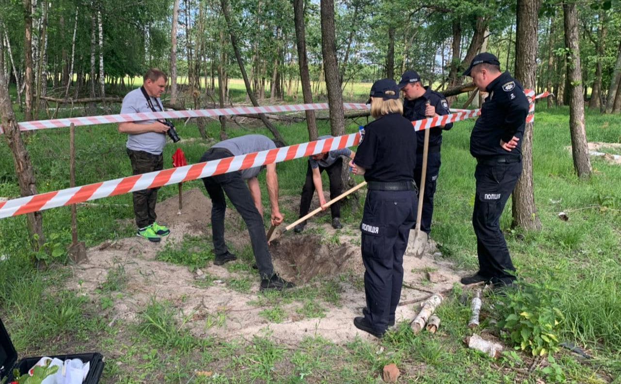Біля села Вишеград знайшли тіло 41-річного місцевого мешканця.