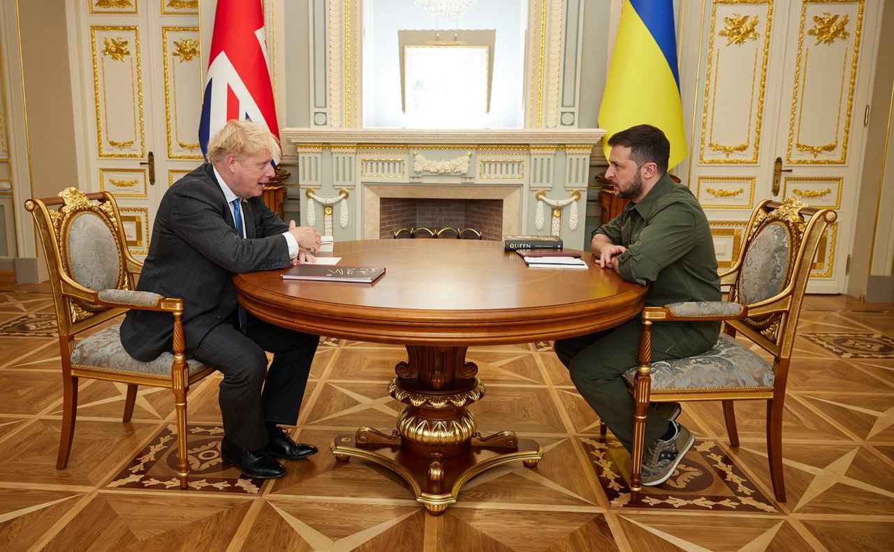 Переговори з Володимиром Зеленським у Маріїнському палаці.