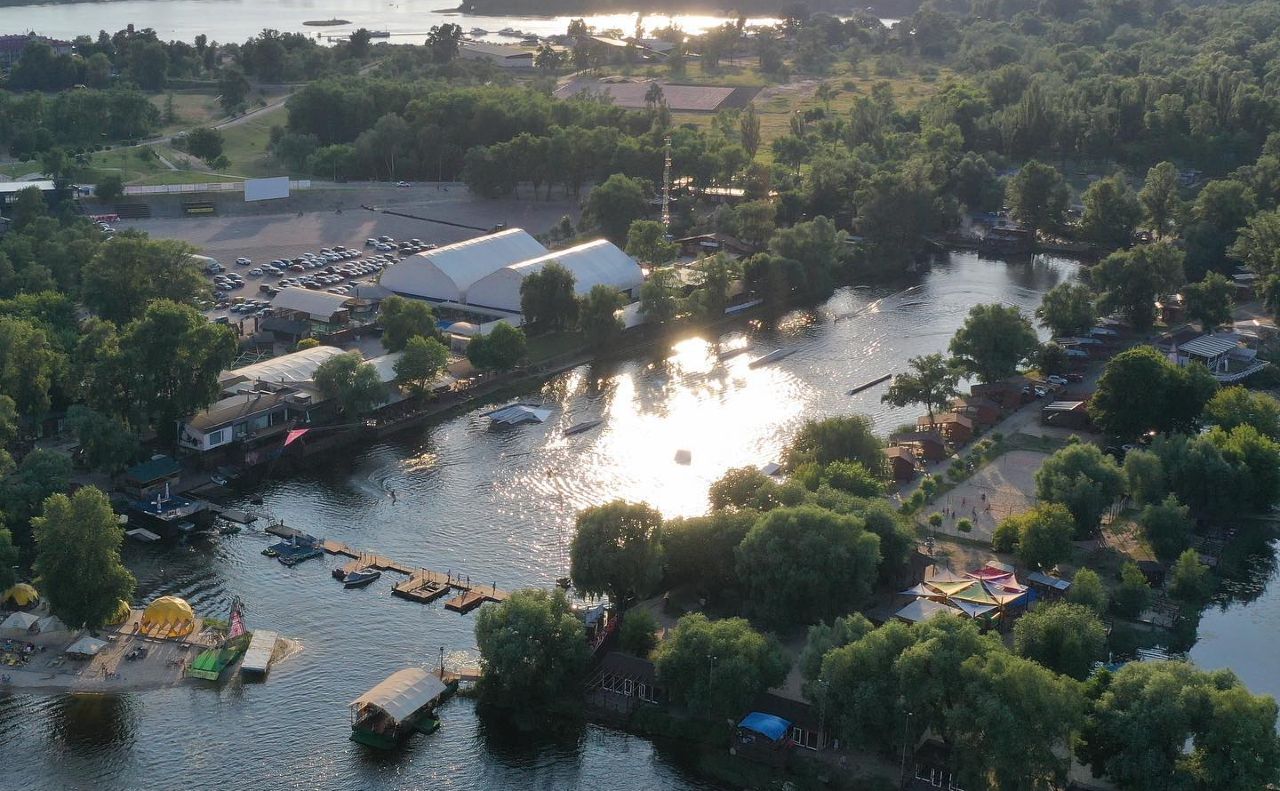 Пікнік біля води — це завжди гарна ідея. Фото: «X-park»