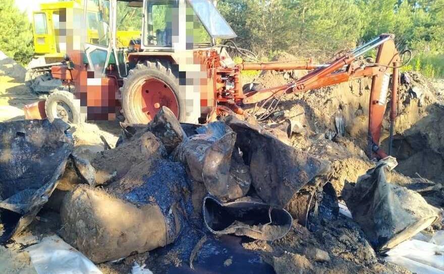 Токсичні відходи. Фото: Київська обласна прокуратура