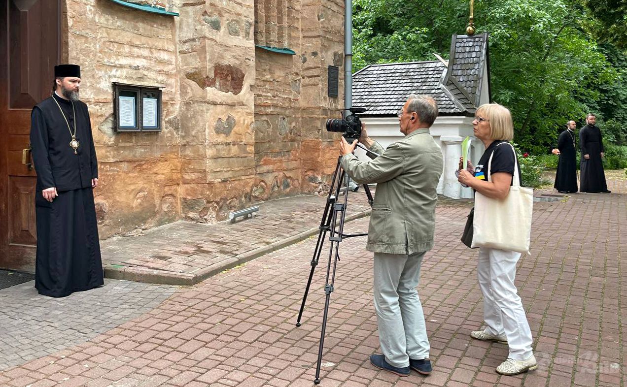 Архієпископ Федір є автором ідеї створення стрічки. Фото: Тетяна Асадчева