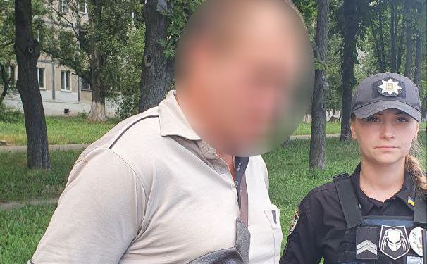 Нетверезий киянин здійснив кілька правопорушень водночас. Фото: Патрульна поліція Києва