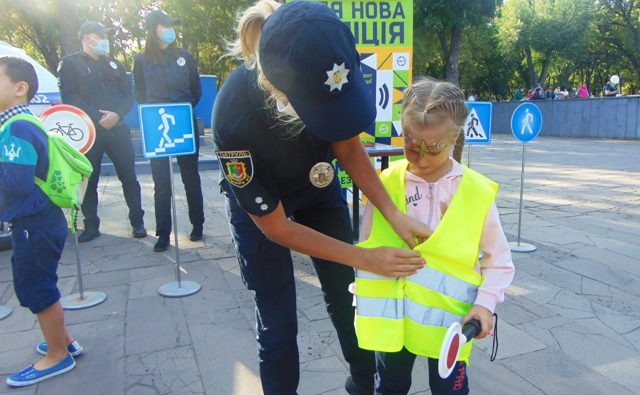 Українцям нагадують про правила дорожнього руху у воєнний період