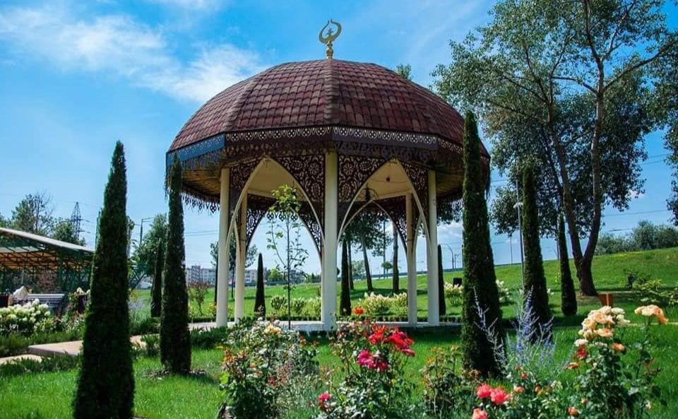 У парку на Троєщині. Фото: Деснянська РДА