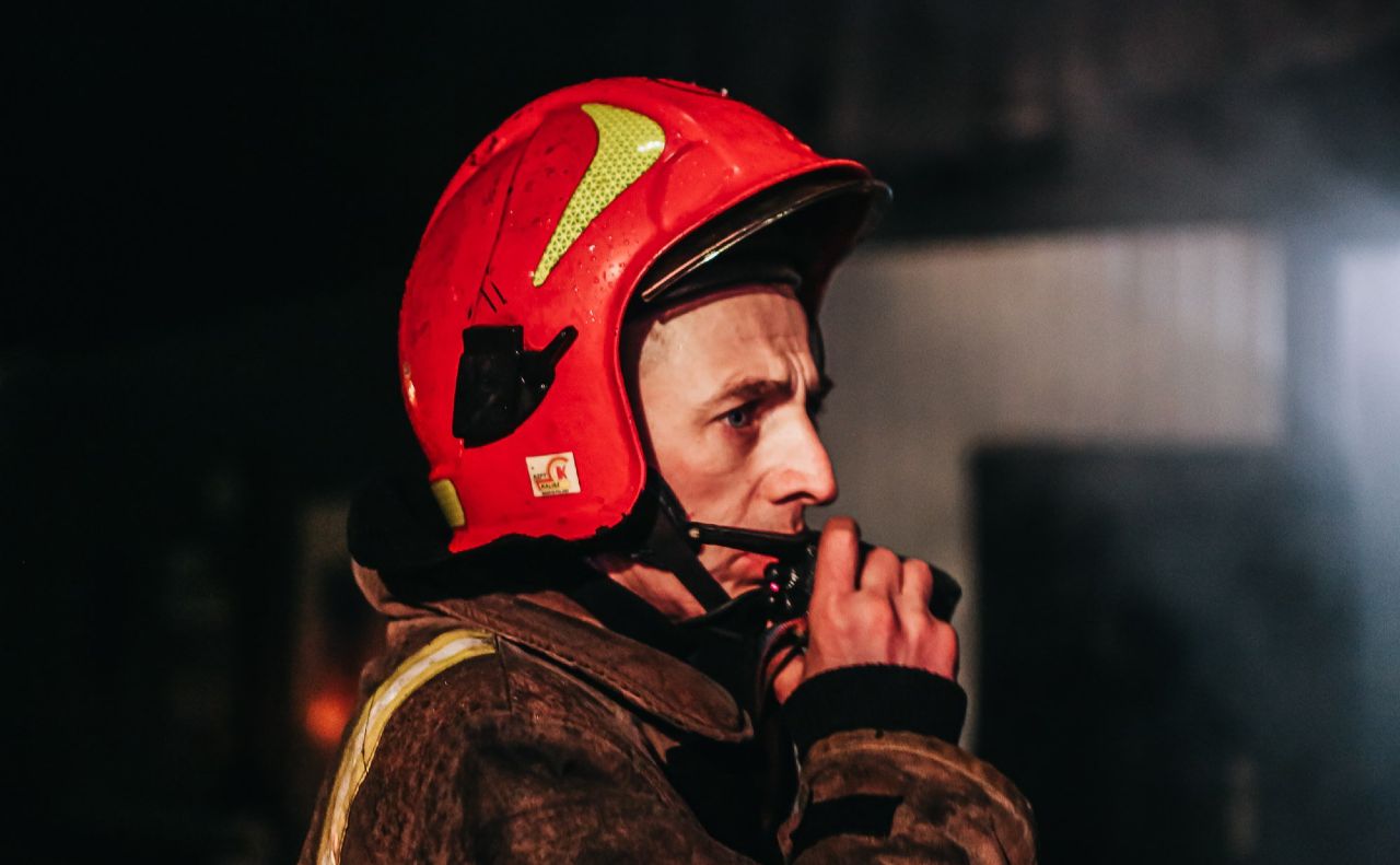 Спека сприяє миттєвому розповслюдженню вогню. Фото: ГУ ДСНС у м.Києві